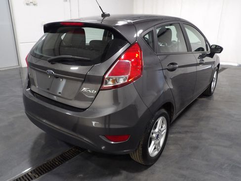 Used 2018 Ford Fiesta SE w/ Equipment Group 201A image 4
