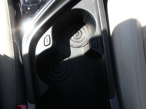 Certified 2024 Kia Niro EX Touring FWD image 36