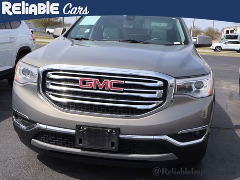 Used 2019 GMC Acadia SLT w/ LPO, Floor Liner Package image 11