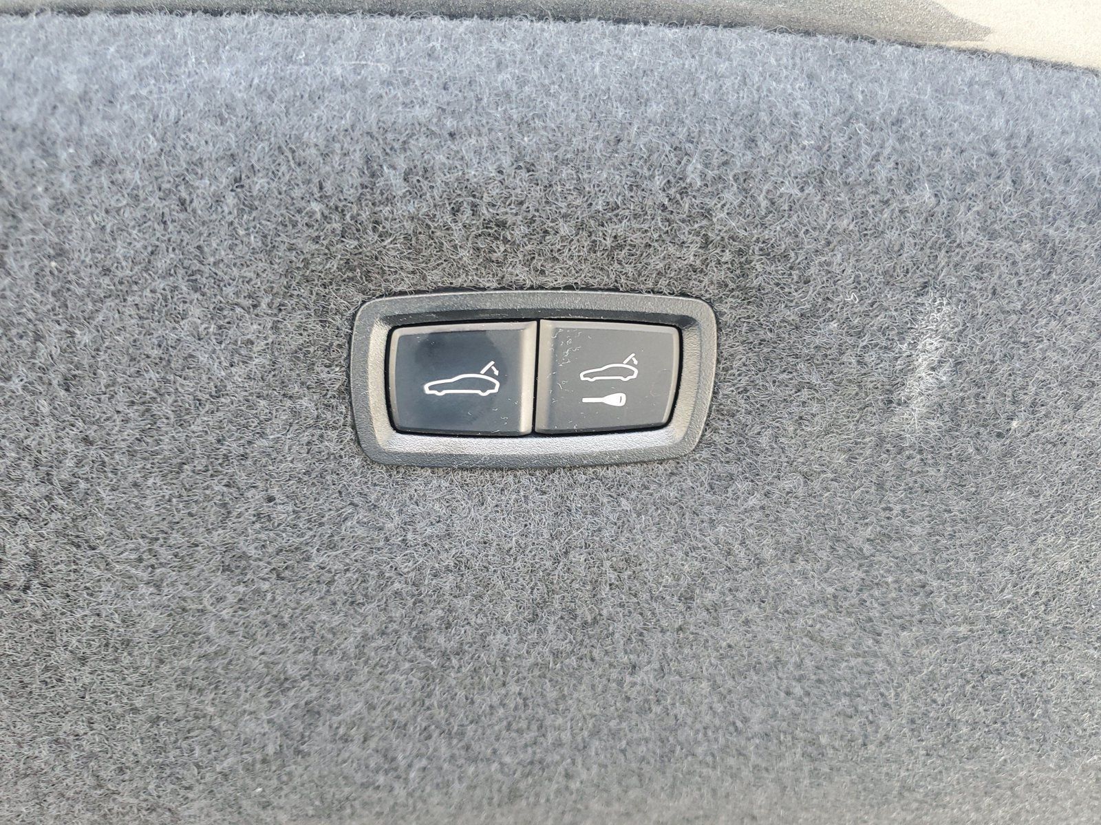 Used 2023 Audi e-tron GT Premium Plus AWD/4WD image 8