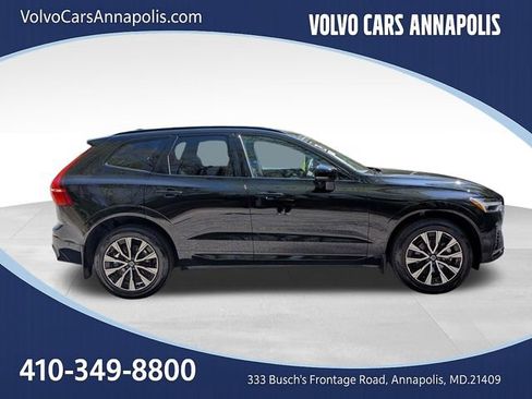 Certified 2023 Volvo XC60 B5 Plus AWD/4WD image 9