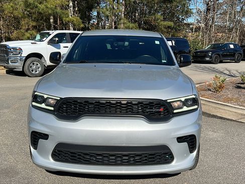 Used 2023 Dodge Durango GT image 3