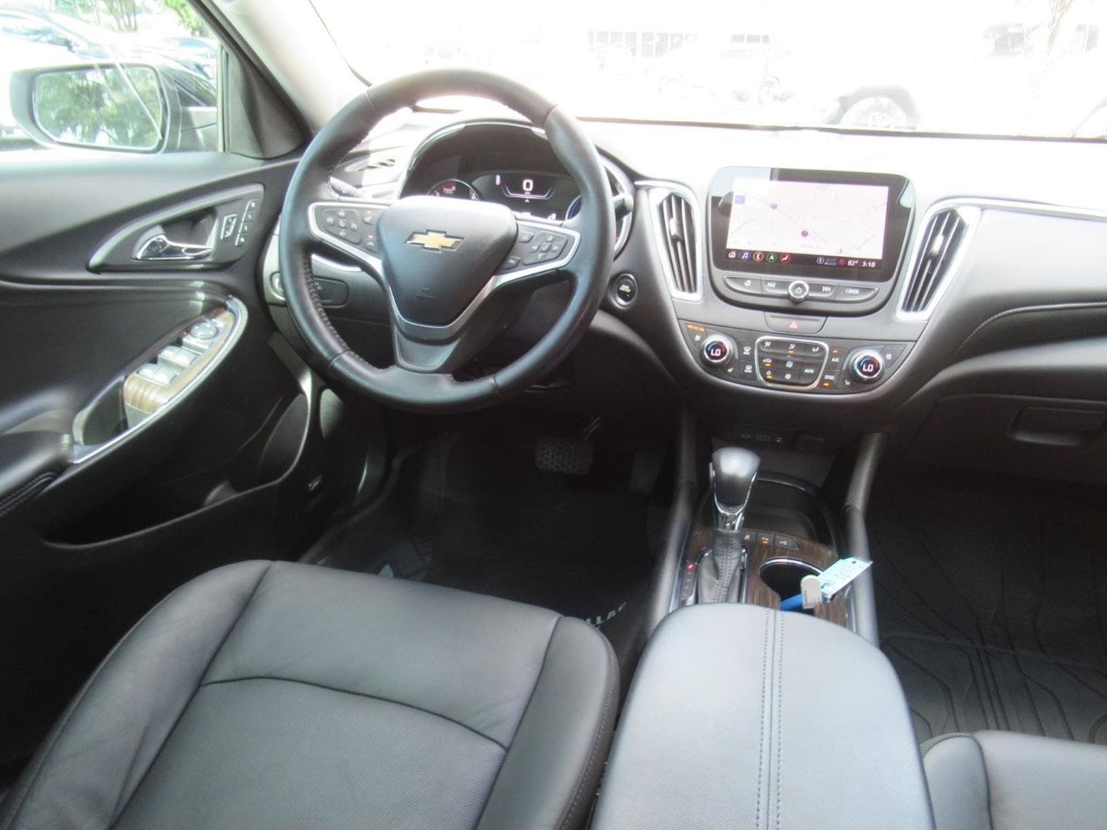 Used 2022 Chevrolet Malibu Premier FWD image 14