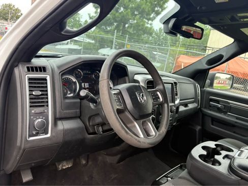 Used 2022 RAM 1500 Warlock w/ Electronics Group AWD/4WD image 4