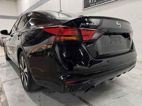 Used 2019 Nissan Altima 2.5 SL image 11