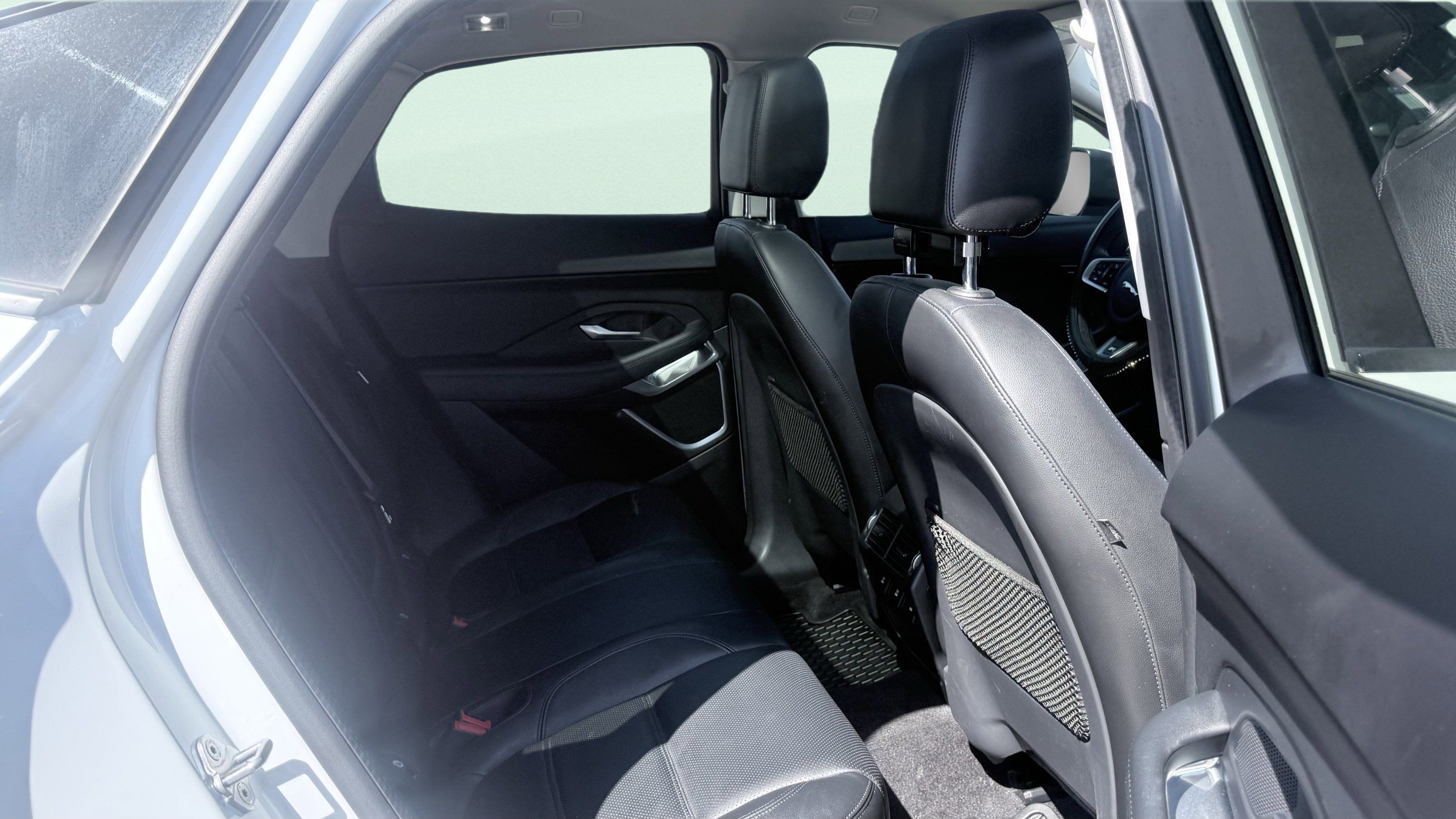 Used 2020 Jaguar E-PACE SE AWD/4WD image 45
