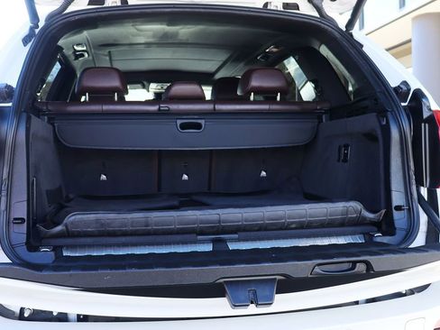 Used 2017 BMW X5 xDrive40e image 25