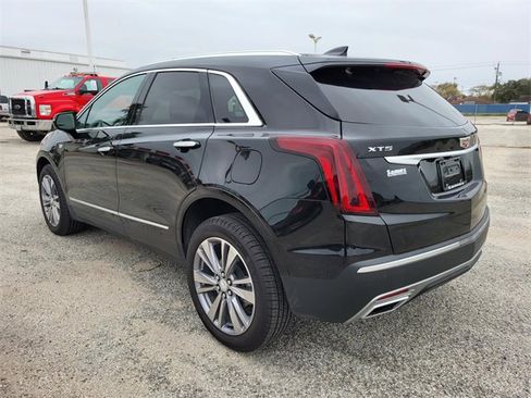 Used 2025 Cadillac XT5 Premium Luxury image 16