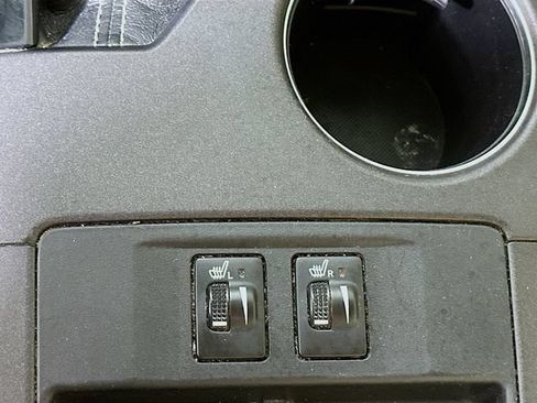 Certified 2017 Toyota Camry XLE FWD image 21