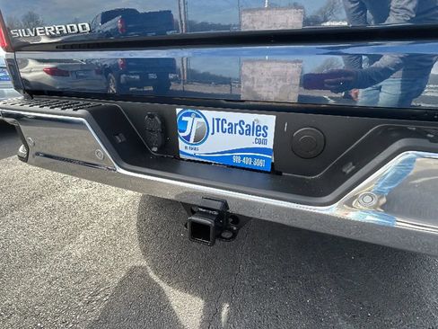 Used 2019 Chevrolet Silverado 1500 LTZ w/ LTZ Texas Edition image 32