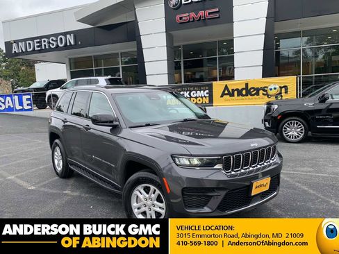 Used 2022 Jeep Grand Cherokee Laredo w/ Luxury Tech Group I image 1