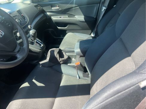 Used 2015 Honda CR-V LX image 7