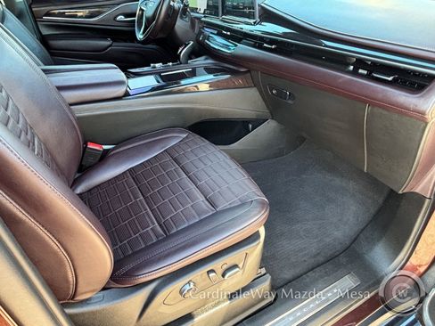 Used 2023 Cadillac Escalade Sport Platinum image 12