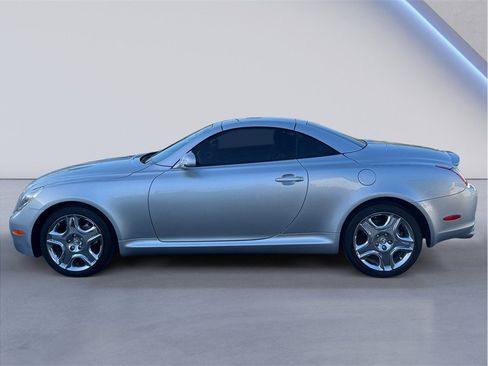 Used 2007 Lexus SC 430 Convertible image 3