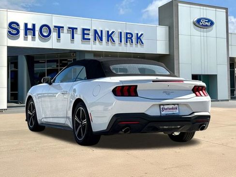 Used 2024 Ford Mustang Premium image 6