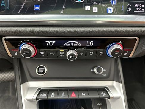 Certified 2024 Audi Q3 2.0T Premium Plus w/ Premium Plus Package image 19