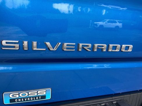 Certified 2023 Chevrolet Silverado 1500 Custom AWD/4WD image 31