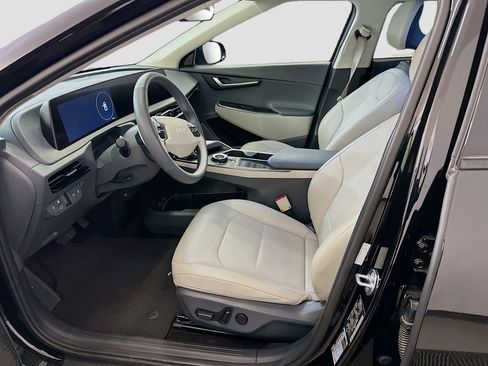 Used 2024 Kia EV6 Wind w/ Wind Technology Package image 13