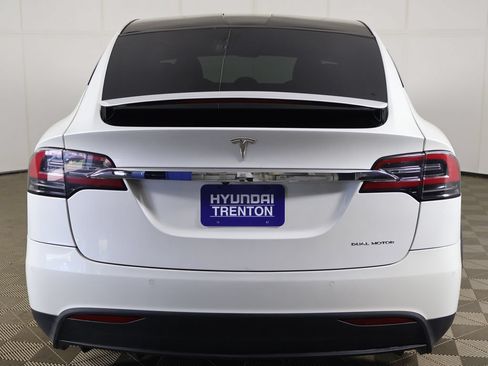 Used 2020 Tesla Model X Long Range AWD/4WD image 14
