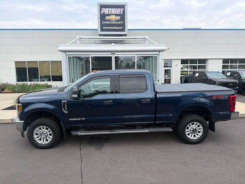 Used 2018 Ford F250 XLT w/ XLT Value Package AWD/4WD image 1