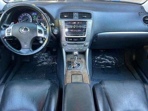 Used 2012 Lexus IS 250 w/ Premium Pkg Value Edition RWD image 3