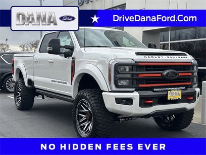 New 2026 Ford F250 Lariat w/ Black Appearance Package