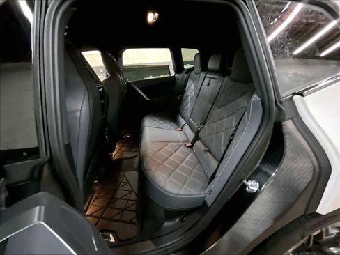 Certified 2026 BMW iX xDrive45 w/ M Sport Package image 28