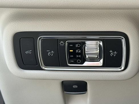 New 2026 Lincoln Nautilus Premier w/ Equipment Group 102A image 32