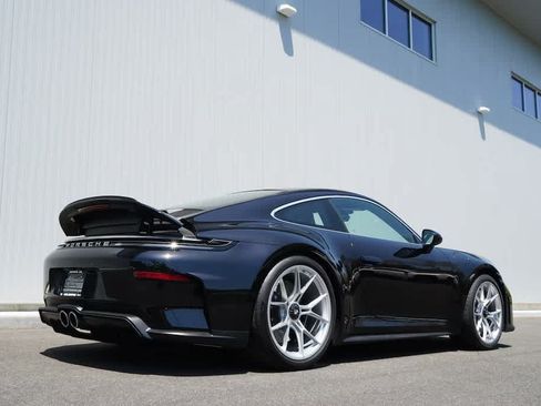 Used 2025 Porsche 911 GT3 RWD image 59