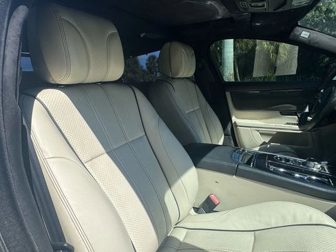 Used 2013 Jaguar XJ L Supercharged image 35