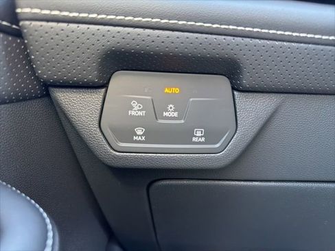 New 2026 Volkswagen Atlas SE AWD/4WD image 17