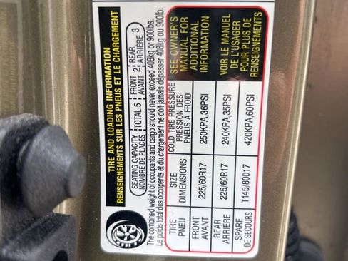 Used 2023 Subaru Forester Premium AWD/4WD image 31