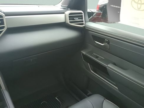 New 2026 Toyota Tundra Limited AWD/4WD image 25