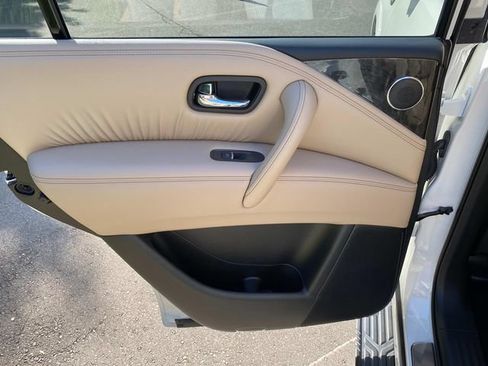 Used 2024 Nissan Armada Platinum w/ Captain's Chairs Package AWD/4WD image 11