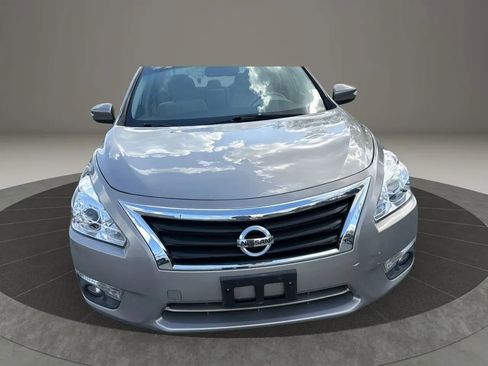 Used 2013 Nissan Altima 2.5 SV w/ 2.5SV Convenience Pkg FWD image 18