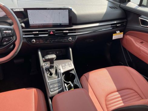 New 2026 Kia Sportage SX image 15