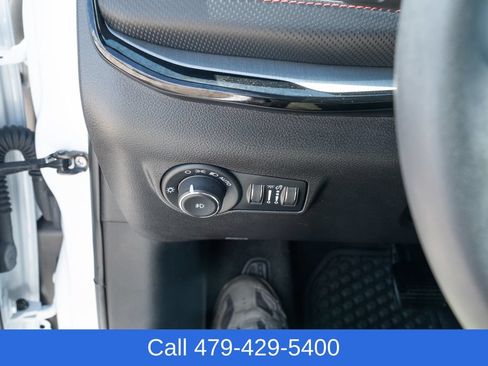 Used 2025 Jeep Compass Trailhawk AWD/4WD image 26