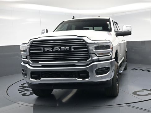 Used 2024 RAM 2500 Laramie AWD/4WD image 5