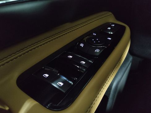 Used 2020 Lincoln Corsair Reserve w/ Elements Package FWD image 27