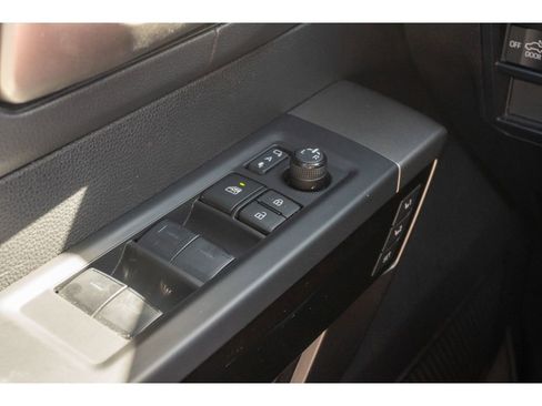 Used 2024 Toyota Tundra Limited image 24