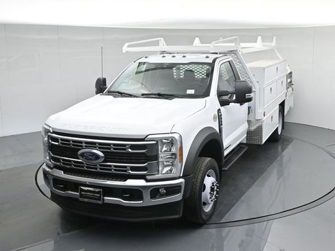 New 2025 Ford F550 2WD Regular Cab Super Duty image 39