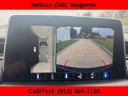 Used 2022 Chevrolet Tahoe LT w/ Luxury Package AWD/4WD image 25