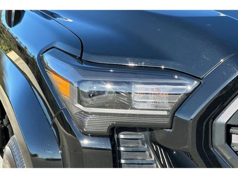 New 2026 Toyota Tacoma TRD Sport image 28