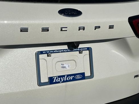 New 2026 Ford Escape ST-Line w/ Tech Pack #1 image 9