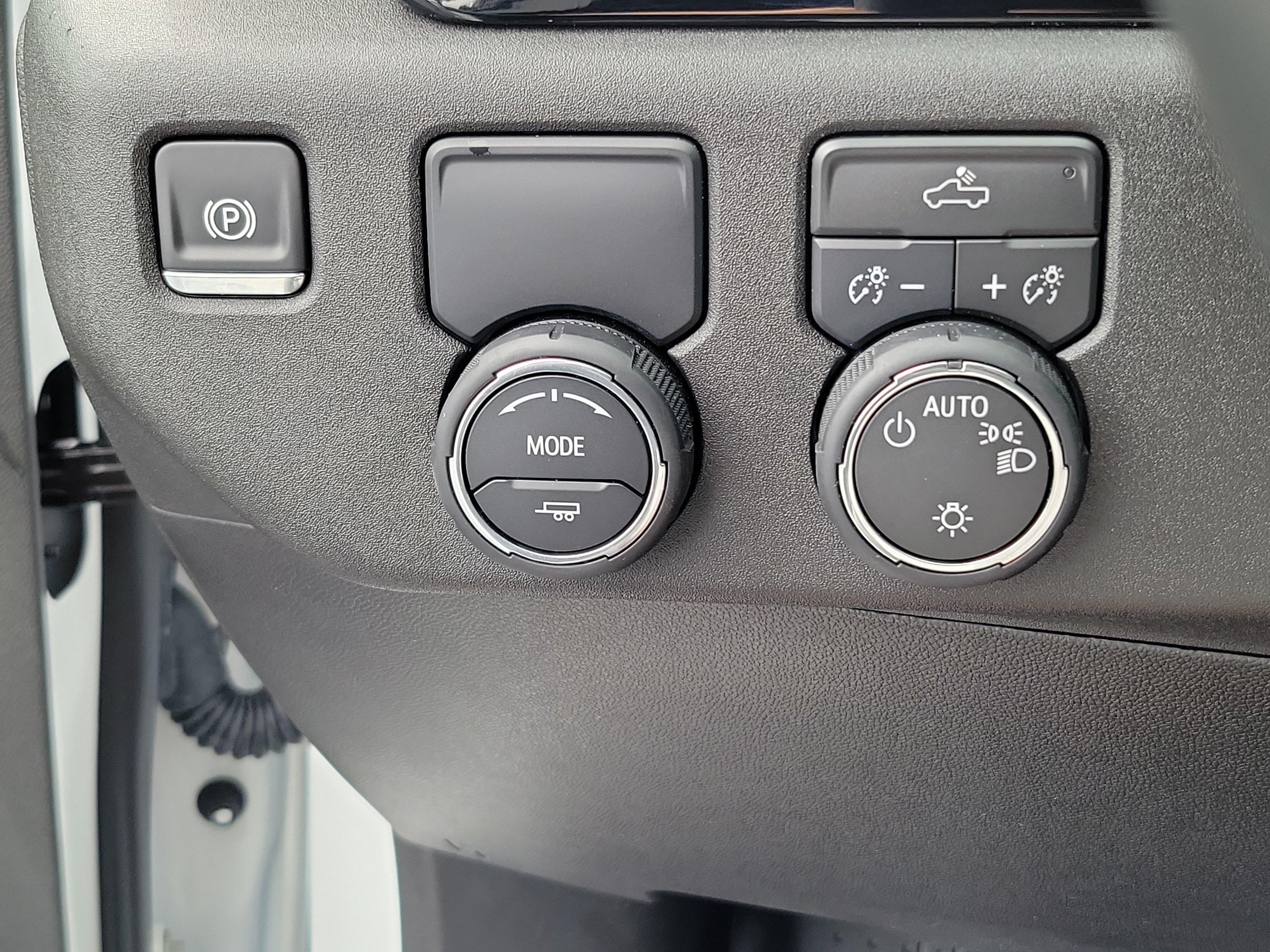 Used 2026 Chevrolet Silverado 1500 LT w/ All Star Edition Plus RWD image 18
