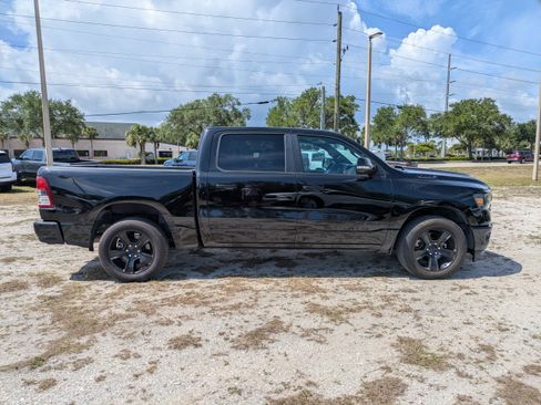 Used 2022 RAM 1500 Big Horn RWD image 3