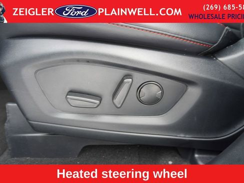 Used 2025 Ford Explorer ST-Line w/ ST-Line Street Pack image 20