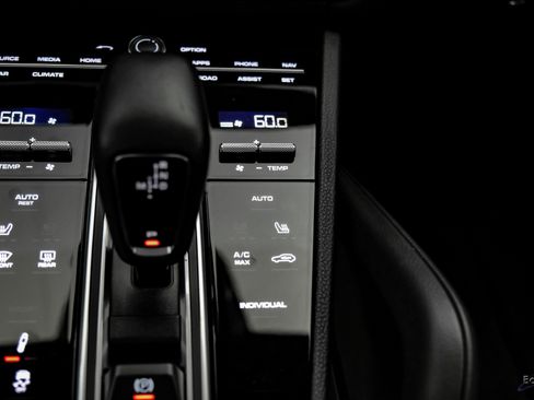 Used 2023 Porsche Cayenne image 56