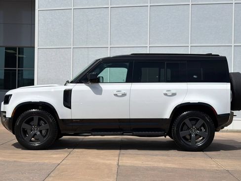 Used 2021 Land Rover Defender 110 X-Dynamic HSE AWD/4WD image 7