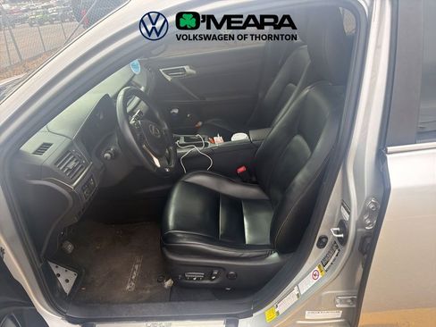 Used 2015 Lexus CT 200h w/ F Sport w/Nuluxe Interior image 4